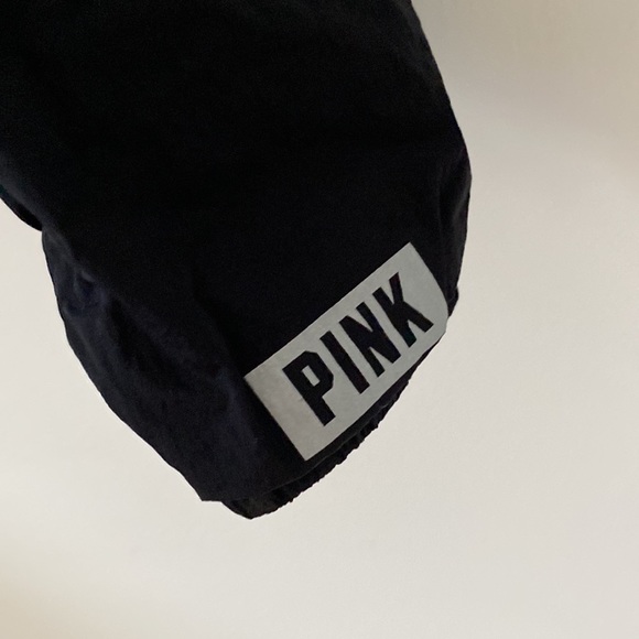 VS PINK black raincoat - Picture 2 of 4